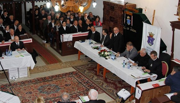 Az unitárius egyház finoman kihátrált a melegházasság vélt támogatásából