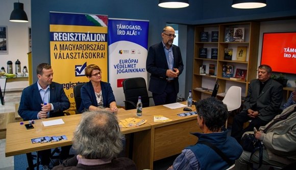 Törvényesen regisztrál az RMDSZ és az Eurotrans Alapítvány