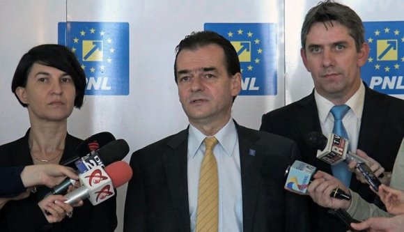 Ráébredt az ellenzék az adóügyi káosz fenyegetésére