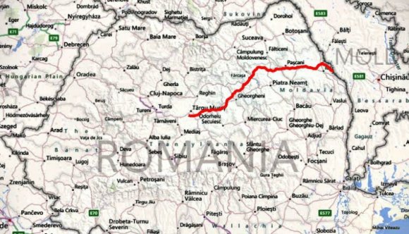 Az Erdélyt Moldvával összekötő autópályáért tüntettek Jászvásáron