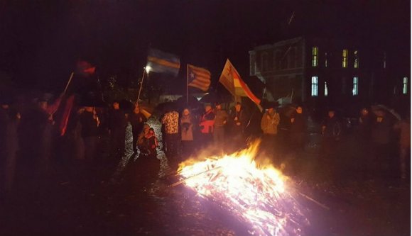 SZNT: a katalánok a mi szabadságunkat is visszaadták