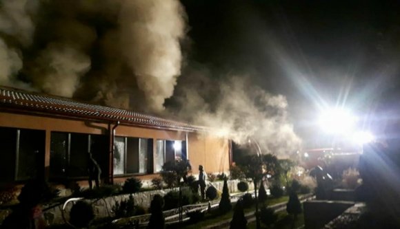 Kigyulladt egy szovátai szálloda