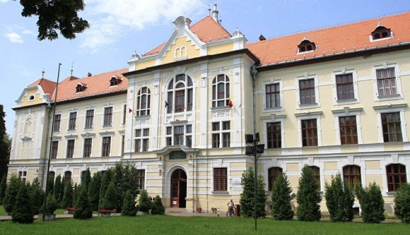 Lesz-e néhány héten belül törvény a vásárhelyi katolikus iskoláról?