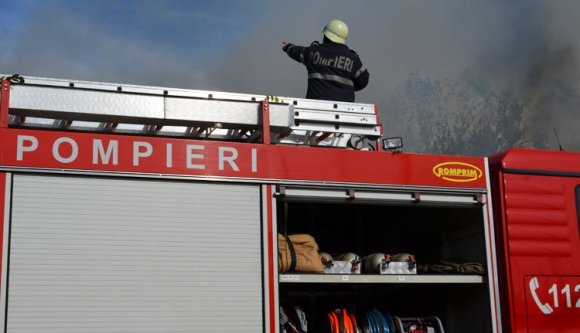 27 szurkolót menekítettek ki egy lángra kapott autóbuszból