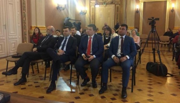 „2018 szép év lesz mind a románok, mind a magyarok számára”