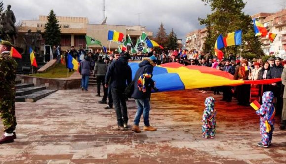 Nem akar „interetnikai álfeszültségeket” a Kovászna megyei prefektúra december elsején