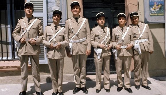 Jöhetnek az alacsony rendőrök