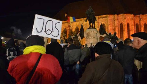 Magyaroknak üzent az USR, Porcsalmi válaszolt