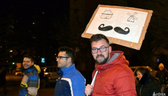 Megjelent az RMDSZ is a tüntetéseken