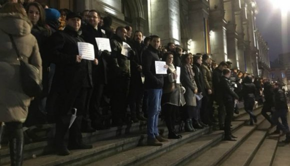 Felsorakoztak a bírók és ügyészek az igazságügyi módosítások ellen