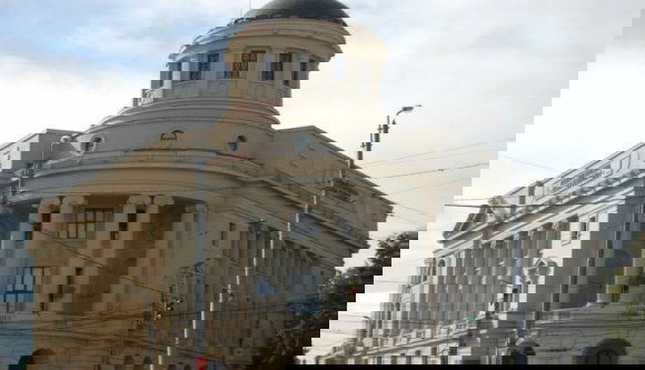 Iaşi-i könyvtárigazgató és felesége: mindketten öngyilkosok lettek