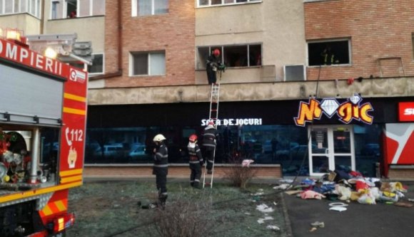 Égő cigaretta okozott lakástüzet Sepsiszentgyörgyön