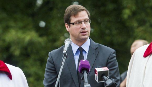 Gulyás Gergely: Brüsszel foglalkozhatna végre az őshonos kisebbségekkel is