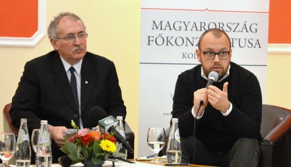 Az erdélyi magyarság most nem híd, hanem csatatér