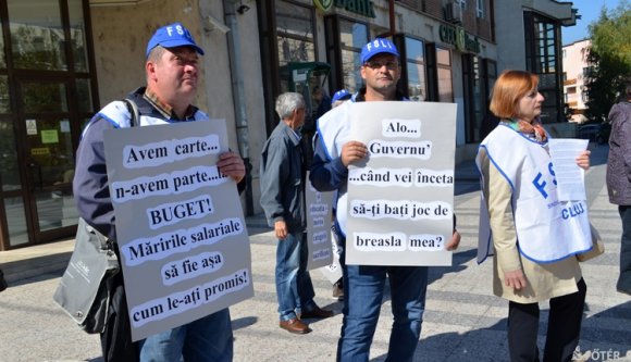 Egy városházi titkárnő is jobban keres a tanároknál