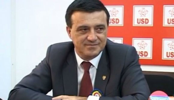 Mindenki nyugodjon meg, a PSD nem akarja felfüggeszteni Iohannist