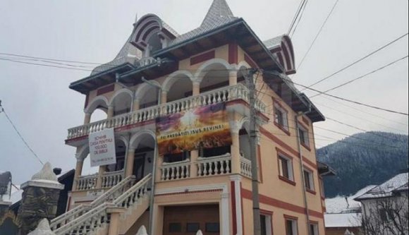 Ön odaadná a házát százezer Bibliáért?