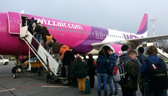 Elcserélték Londonban a kolozsvári és craiovai utasok csomagjait