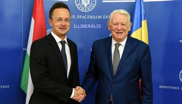 Szijjártó Péter látogatása kapcsán, avagy az illiberalizmus értelmezéseiről