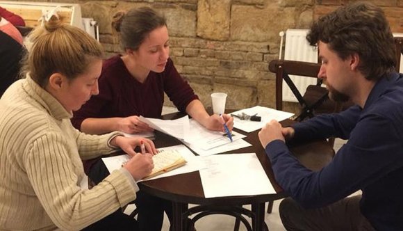 A mindig aktuális kérdés: hogyan írjunk jó szakmai önéletrajzot?