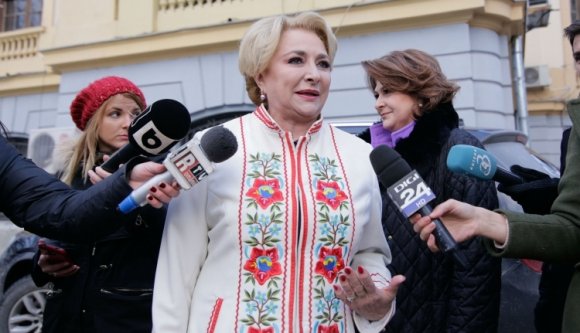 Bocsánatkérésre kényszerült a miniszterelnök az „autistázása” miatt