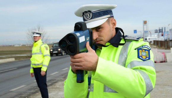 Agyatlanul száguldanak Szatmár megyében