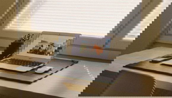 Ha otthonról dolgozik, ne csodálkozzon, ha betoppan a munkaügyi ellenőr