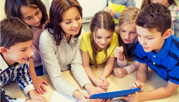 A finn modell alapján alakítanák át a román oktatási rendszert?