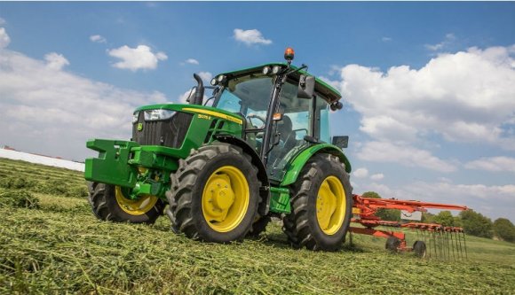 Traktort rendelt interneten Nagy-Britanniából, átverték