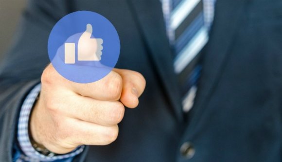 Először ítéltek börtönre egy facebookos zsarolót