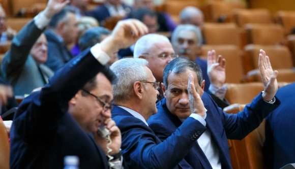 A PSD másodvonala is unja már a párthisztit