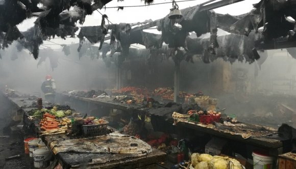 Leégett egy aradi piac