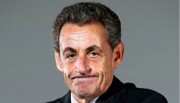 Őrizetbe vették Nicolas Sarkozy volt francia államelnököt