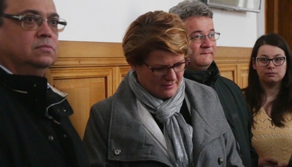 Kora reggel, mint a tolvajok: a bíróság 2 év 8 hónap letöltendő börtönbüntetésre ítélte Horváth Annát (VIDEÓval)