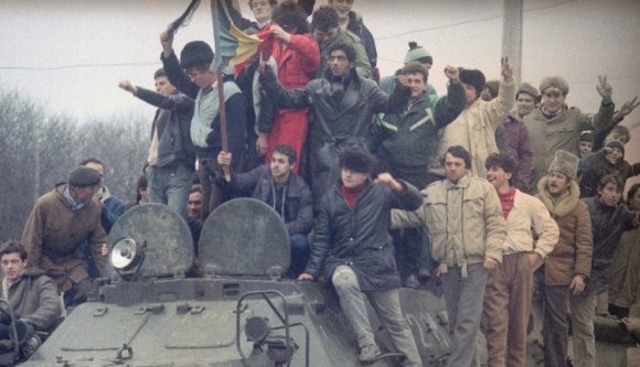 Derült égből rendszerváltás? 1989 szövevényes előzményei