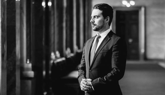 Vona Gábor: ennyi volt, függöny