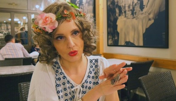 „Ebben benne van minden: Karafiáth Orsolya, kultúrdémon” (VIDEÓ)