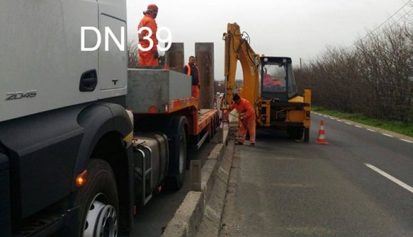 80 négyzetkilométernyi kátyú borítja Románia útjait