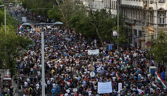 Ismét a kormány ellen tüntettek szombaton Budapesten