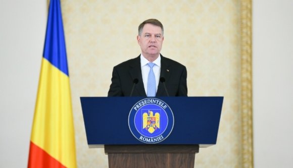Lemondásra szólította fel Viorica Dăncilă miniszterelnököt Klaus Iohannis államfő