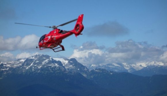 Helikopterekkel mentik a Fogarasi-havasokban rekedt lengyel turistákat