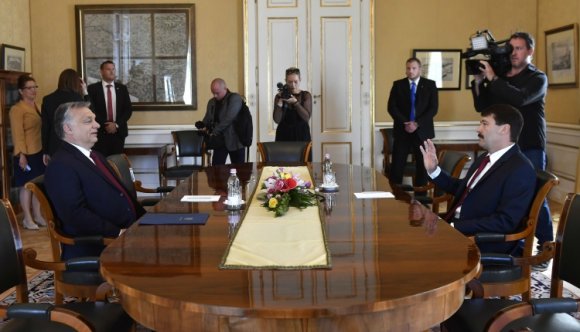 Orbán Viktor: a háromharmadot fogom szolgálni