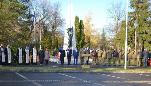 Hargita megyei prefektus: mobilvécékkel provokáltak a magyarok Csíkszeredában