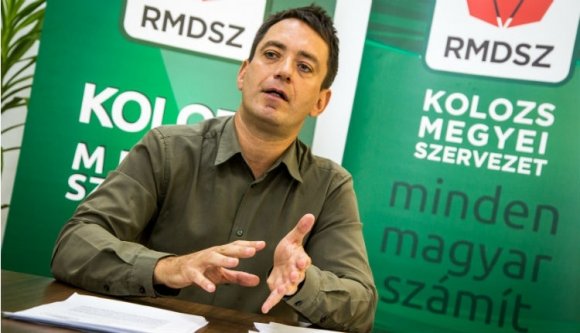 Törvénnyel érnék el, hogy ne tekintsenek nemzetbiztonsági kockázatként a magyarokra