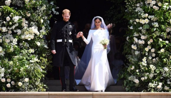 Milyen esküvői ruhát viselt a menyasszony az év királyi esküvőjén?