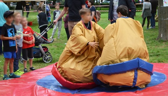 Légy jó gyerek, ne baszogasd az iskolatársaid