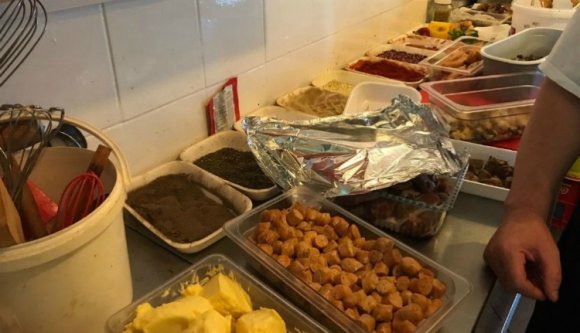 Ha legközelebb shaormát eszik, gondoljon erre a hírre