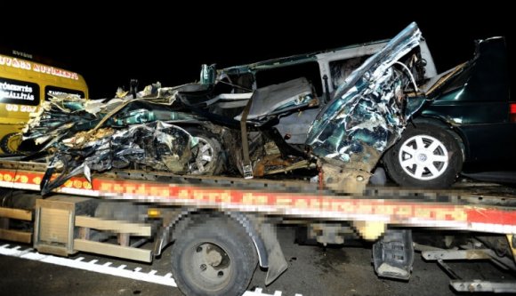 Nem is szállíthatott volna utasokat a horrorbalesetet okozó kisbusz sofőrje