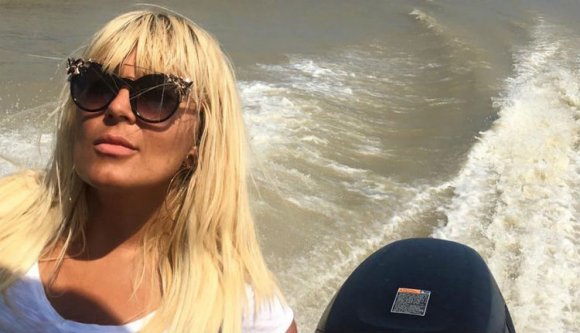 Nem hagynák, hogy büntetlenül lazázzon Costa Ricában a korrupció miatt elítélt Elena Udrea