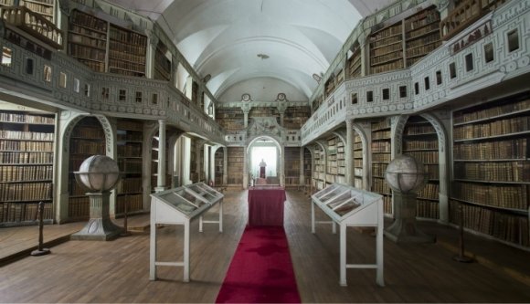 A hónap végére eldőlhet, hogy kié lesz a Batthyáneum